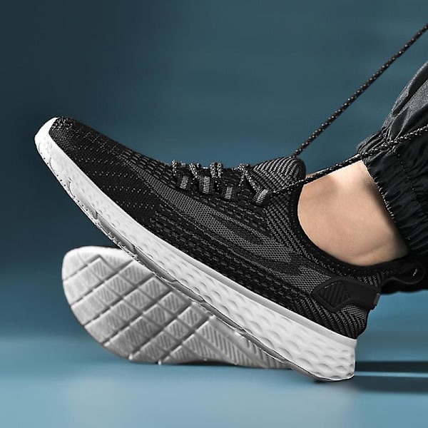 Herr Casual Bekväma Sneakers Andas löparskor 6937 BlackWhite 44