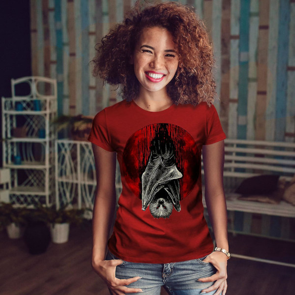 Blood Moon Vampire Women Redt-shirt XXL