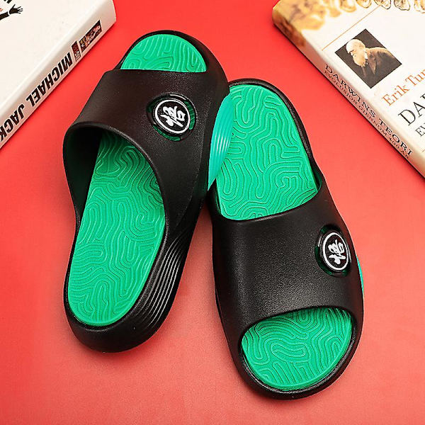 Män Kvinnor Strandtofflor Mode Sandaler Utomhus Halkfria inomhusskor XT666 BlackGreen 41-42