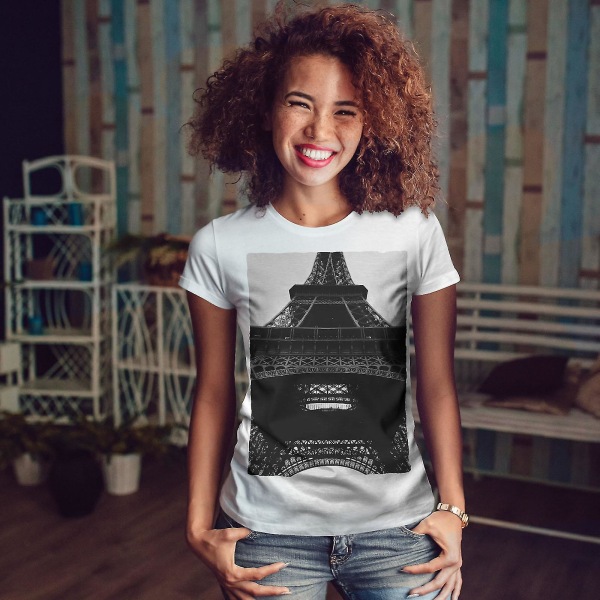 Landmark Tower Old Fashion Women T-shirt XXL