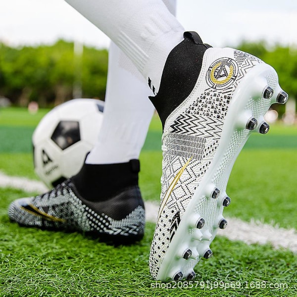 Atletiska skor för män Fotbollsskor Professionella fotbollsskor med hög topp Utomhus inomhus Tävling Träning Pojkar Fotbollssneaker White 38