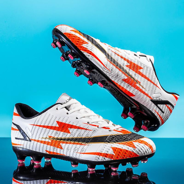 Fotbollsskor för män Halkfria fotbollsskor Klossar Gräs Fotbollssneakers X916 WhiteOrange 37