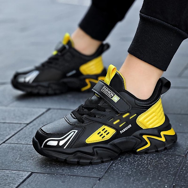 Barn Sneakers Andas löparskor Pojkar Flickor Mode Sportskor R2022 BlackYellow 30