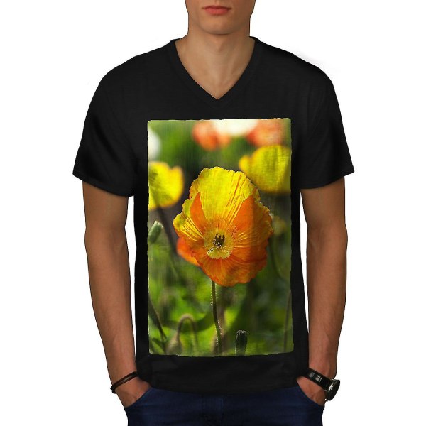 Yellow Poppy Photo Män Svart T-shirt med halsringning 3XL