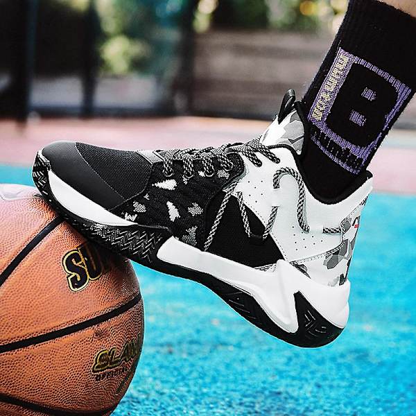 Basketskor för män Mode Halkfria sneakers Andas sportskor G011 Black 44
