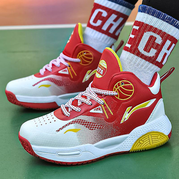 Basketskor för barn Mode Pojkar Flickor Sneakers Andas Sportskor 2210 WhiteRed 38