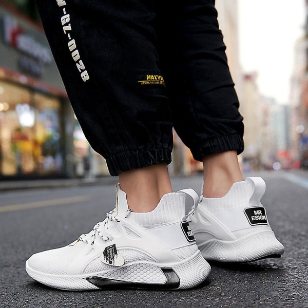 Herrskor Mode Sneaker Löparskor Halkfria sportskor Zm66 White 43