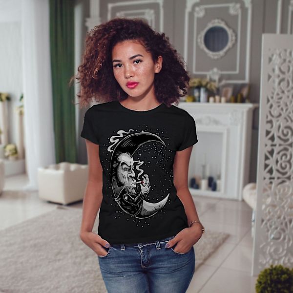 Rökande Moon Cosmos Svart t-shirt för kvinnor L