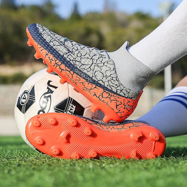 Fotbollsskor för män Halkfria fotbollsskor Klossar Gräs Fotbollssneakers Yjt2215A GrayOrange 41