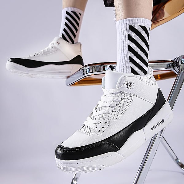 Basketskor för män Mode Halkfria Sneakers Sportskor som andas YJAj3 WhiteBlack 41