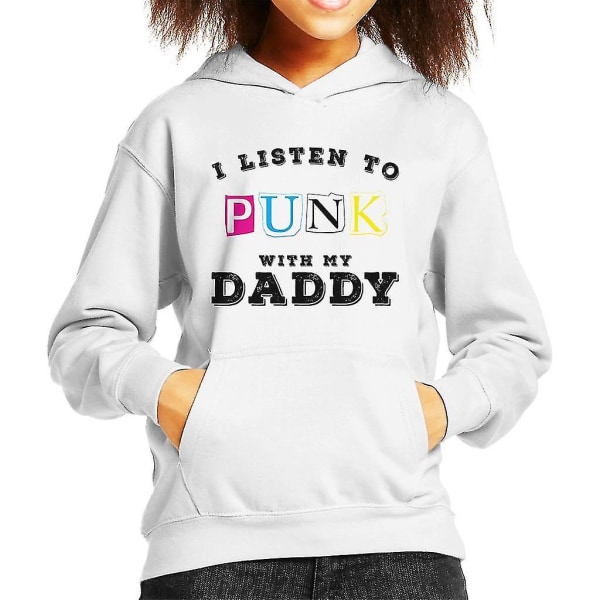 Jag lyssnar på punk med min pappas huvtröja