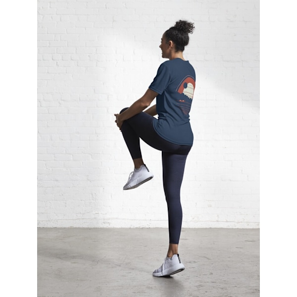 Solitude Active T-shirt Navy L_Back
