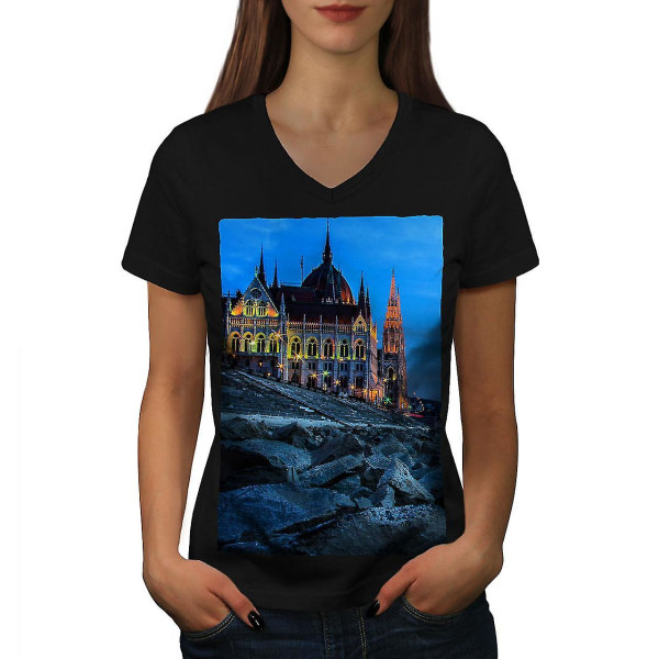 Budapest Castle Dark City T-shirt för kvinnor XL