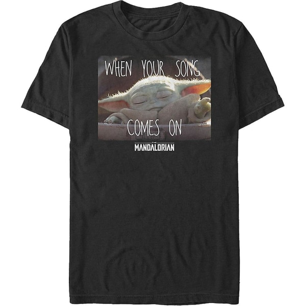 När din låt kommer på Star Wars The Mandalorian T-shirt M