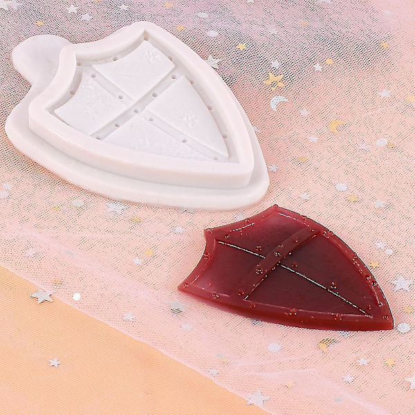 Retro Shield Form
