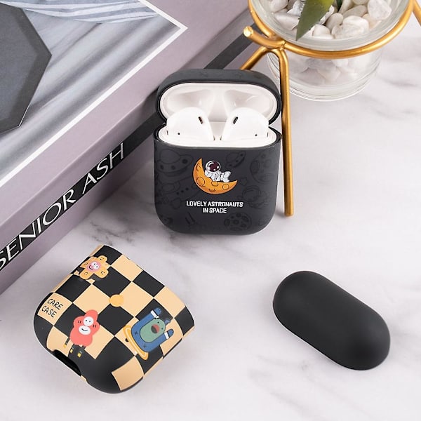 Tpu beskyttende etui til Airpods 1/2 Black Crescent Astronaut