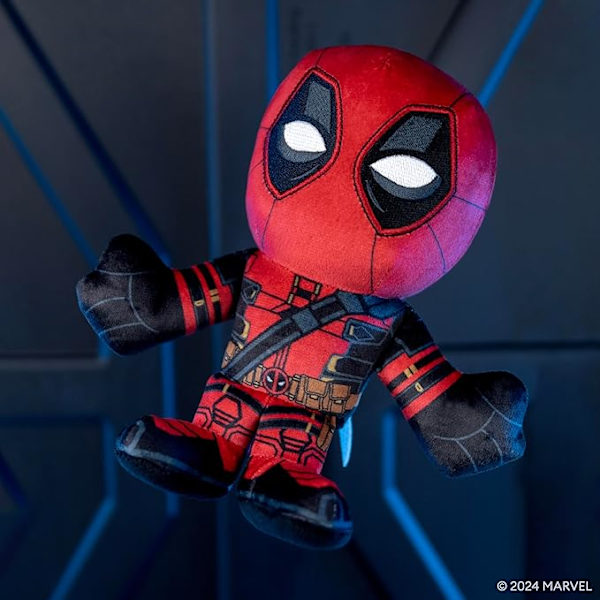 Bleacher Creatures Marvel Deadpool 8\" Kuricha Siddende Plys - Blød Chibi Inspireret Legetøj