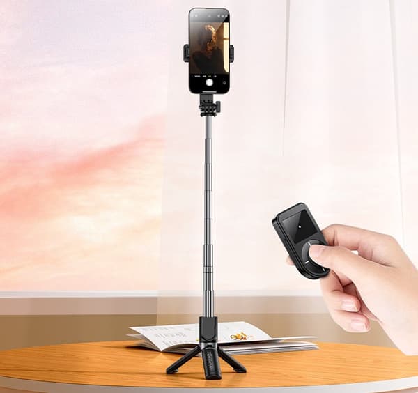 74 cm Selfie Stick - Bluetooth Tripod - 3-i-1 Selfie Stick - Sort