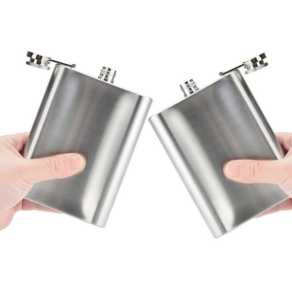stk. Hipflask og trakt i rustfritt stål, 8oz.227ml Egnet for å bære alkohol
