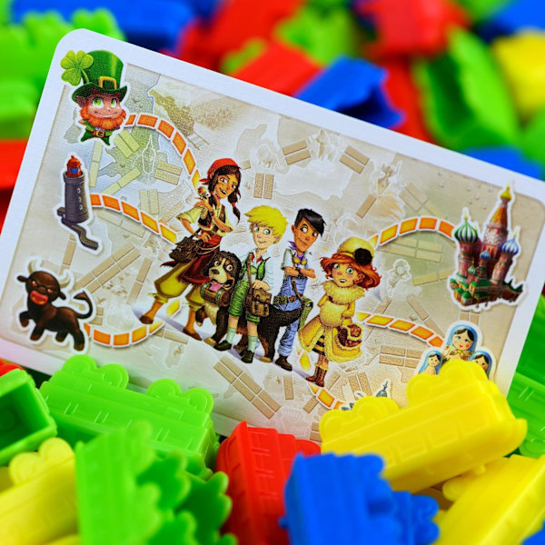 Days of Wonder | Ticket to Ride Første Rejse Europa Brætspil | Alder 6+ | For 2 til 4 spillere | Gennemsnitlig spilletid 15-30 minutter