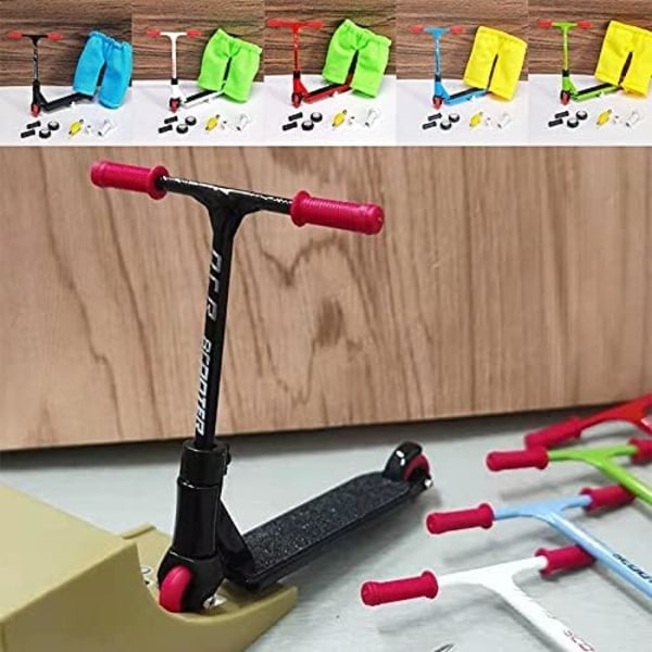 Finger Scooter med værktøj og sko Fingerboard tilbehør - 1 stk. fingerlegetøj til børn, fingerbukser hvide white