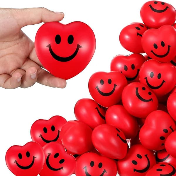 48 stk. 7 cm Stressbolde Valentinsdag Hjerteformet Squishy Bold Smi