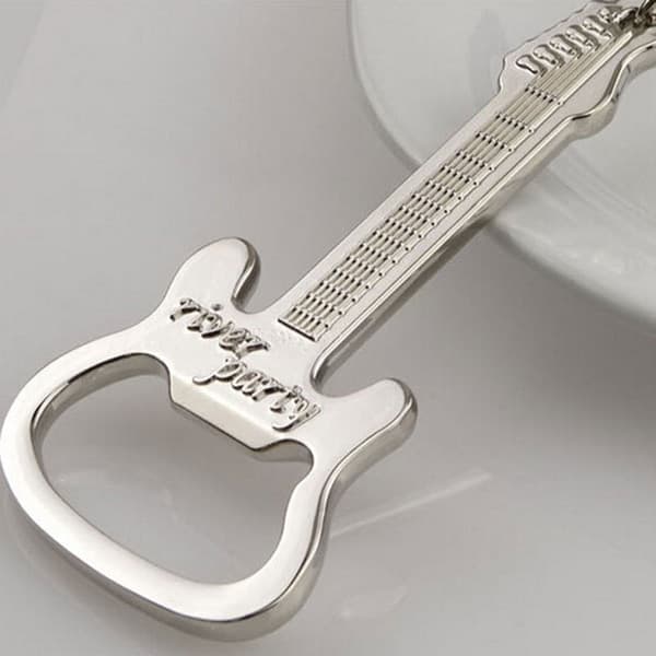 Guitar flaskeåbner nøglering pyntegenstand