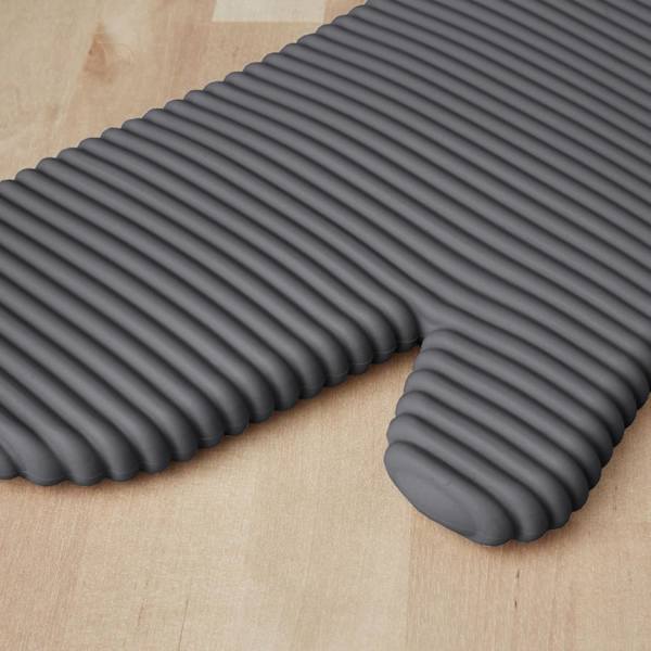 Ribbade mjuka ugnsvantar i silikon, kolgrå, 2-pack, 7,5\" x 13\"