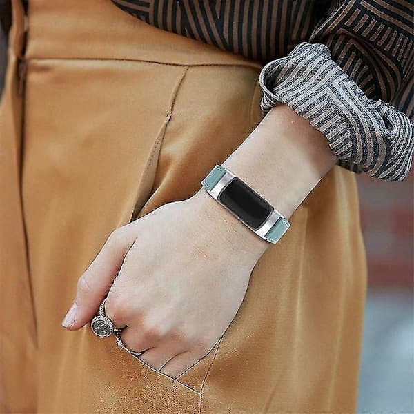 Premium Ægte Læder Justerbart Armbåndsur til Fitbit Charge 6/5