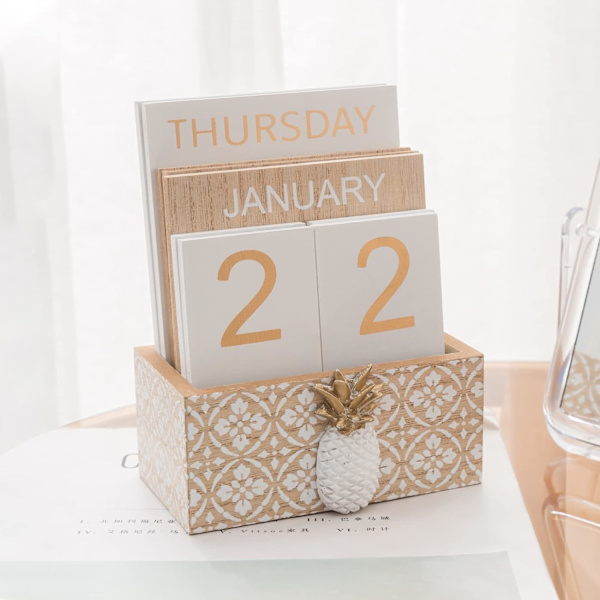 Evighedskalender i træ, sød måned uge dato display daglige træklodser til skrivebordet, genanvendelig årlig, ananas kalender skrivebordstilbehør. Pineapple Calendar
