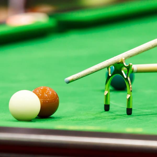 Billard Pool Engelsk Pool Sæt Metal Kryds Køer og Spider Stand