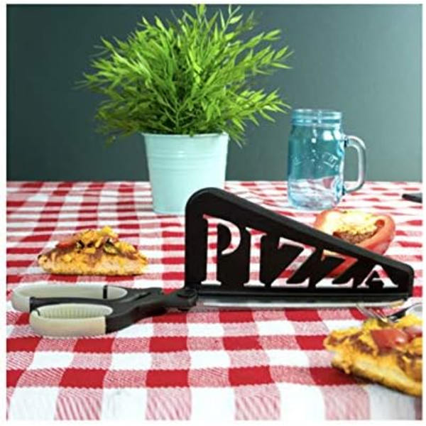 Pizzasaks med matvaregodkjent blad i rustfritt stål og pizzakutterguide i plast.