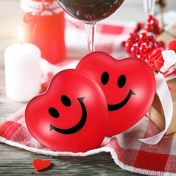 48 stk. 7 cm Stressbolde Valentinsdag Hjerteformet Squishy Bold Smi