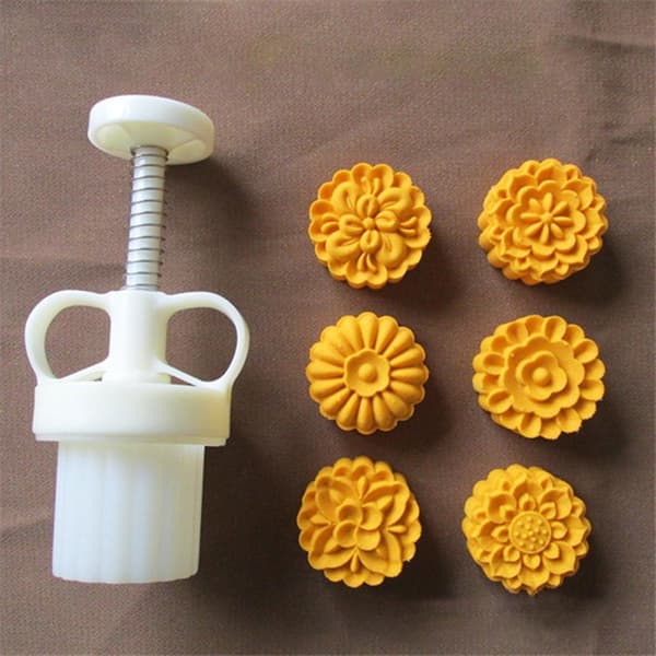 Plast Mooncake Form 35g Blomsterstempel Kakeform Hånd