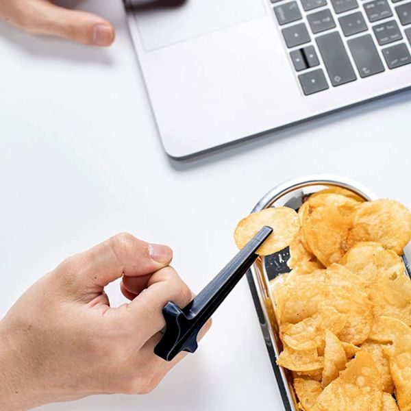 4 stk. Fingerpinner, Plast Fingerpinner, Snackpinner Gjenbrukbare Pinsett Tenger Matklyper for Gamere Hjemme Gadgets