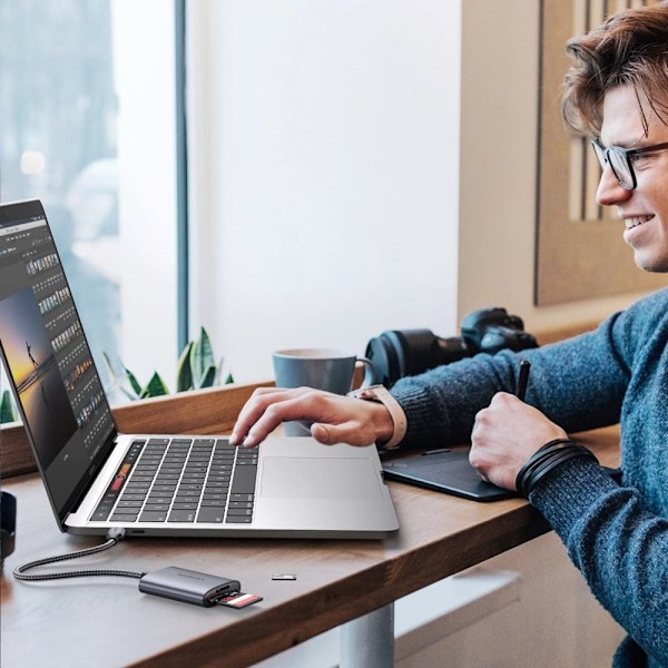 Ugreen CM401 USB C 5Gb/s SD/TF-kortleser - Grå