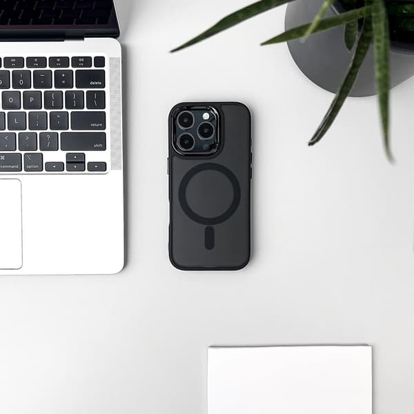 MAGNETIC COLLECTION MAGSAFE ETUI TIL IPHONE 16 PLUS - SORT