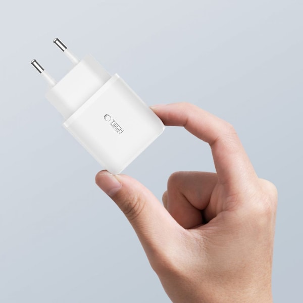 TECH-PROTECT C20W 2-PORTS NETVÆRKSOPLADER PD20W/QC3.0 HVID