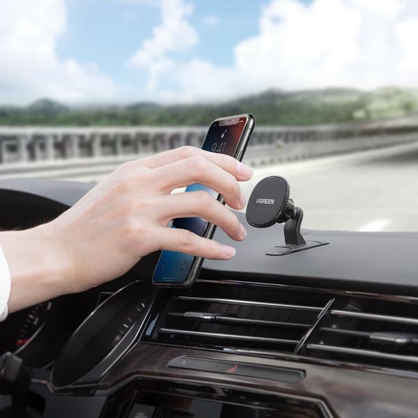 UGRØN MAGNETISK BILTELEFONHOLDER TIL DASHBOARD