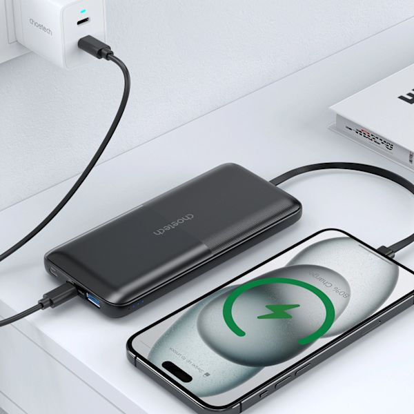 CHOETECH B654 10000MAH 22,5W USB-A / USB-C / MICRO USB POWERBANK MED INDBYGGET USB-C / LIGHTNING-KABEL - SORT