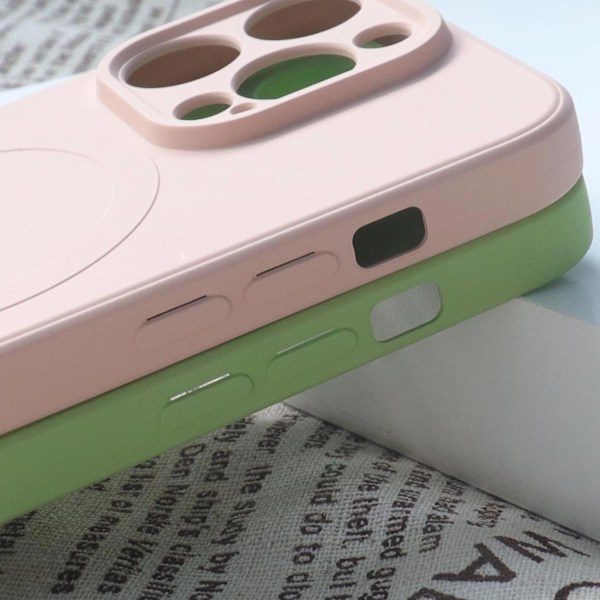 MAGNETISK IPHONE 14 PLUS SILIKONETUI MAGSAFE - BEIGE