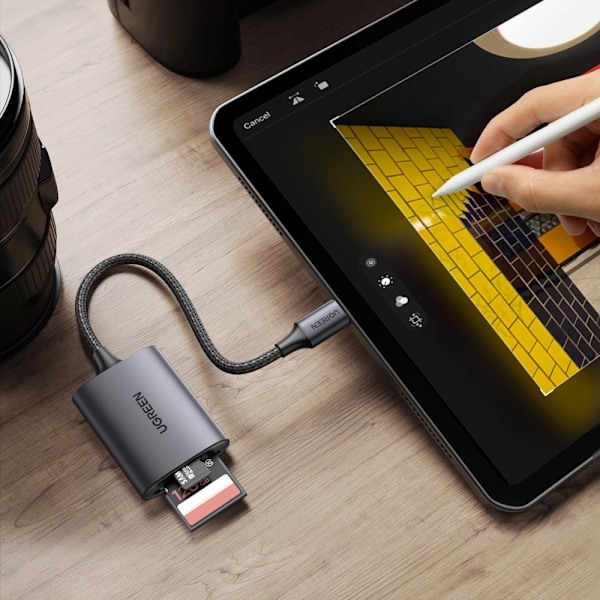 Ugreen CM401 USB C 5Gb/s SD/TF-kortleser - Grå
