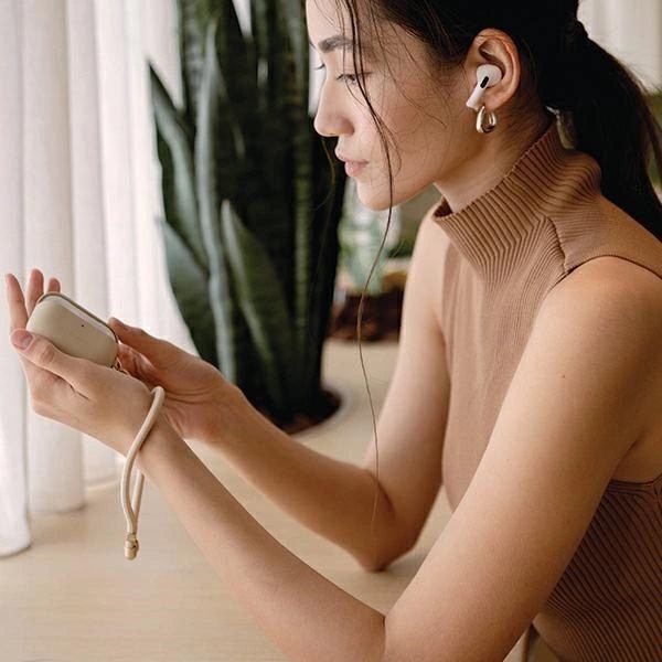 UNIQ Coehl Haven-deksel til AirPods Pro 2 (2022/2023) - mørkeblå