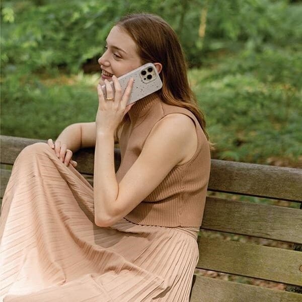 UNIQ COEHL TERRAZZO ETUI TIL IPHONE 14 PLUS - SAND