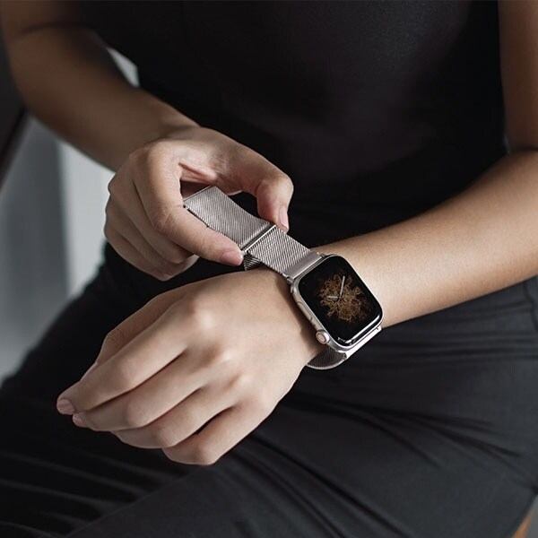 UNIQ Dante armbåndsur Apple Watch Series 4/5/6/7/8/SE/SE2 38/40/41 mm rustfritt stål rosa gull/rose gull