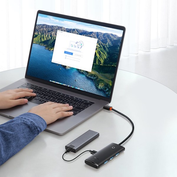 BASEUS MULTIFUNKTIONEL ADAPTERHUB USB C - 4X USB 3.0 25CM SORT