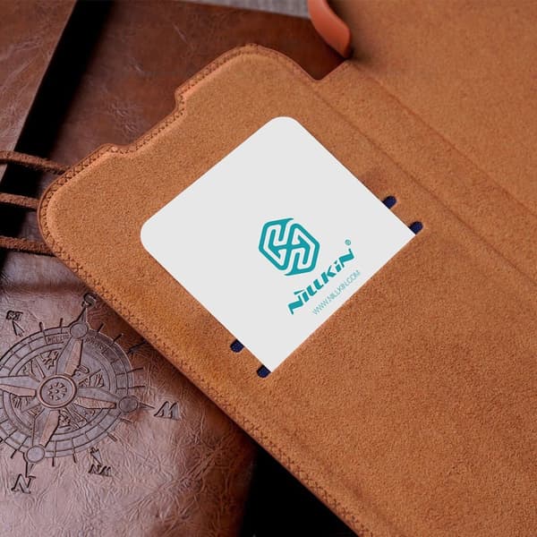 NILLKIN CASE CAMERA COVER TIL IPHONE 14+ BRUN