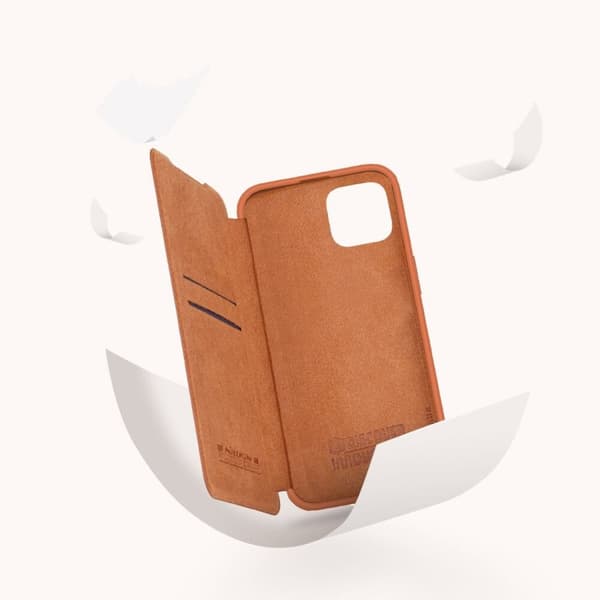 NILLKIN CASE CAMERA COVER TIL IPHONE 14+ BRUN