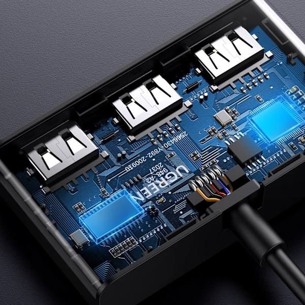 Ugreen switch adapter switch box USB 2 innganger - 3 utganger svart (CM409)