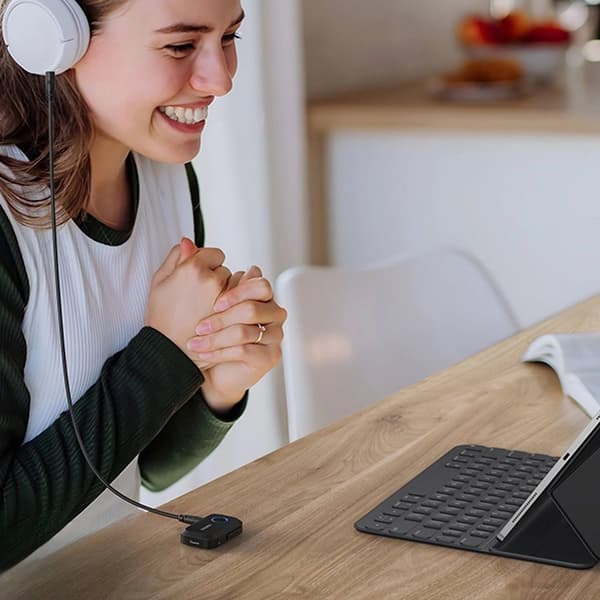 Ugreen CM596 Bluetooth 5.3 AUX lydmottaker - Svart